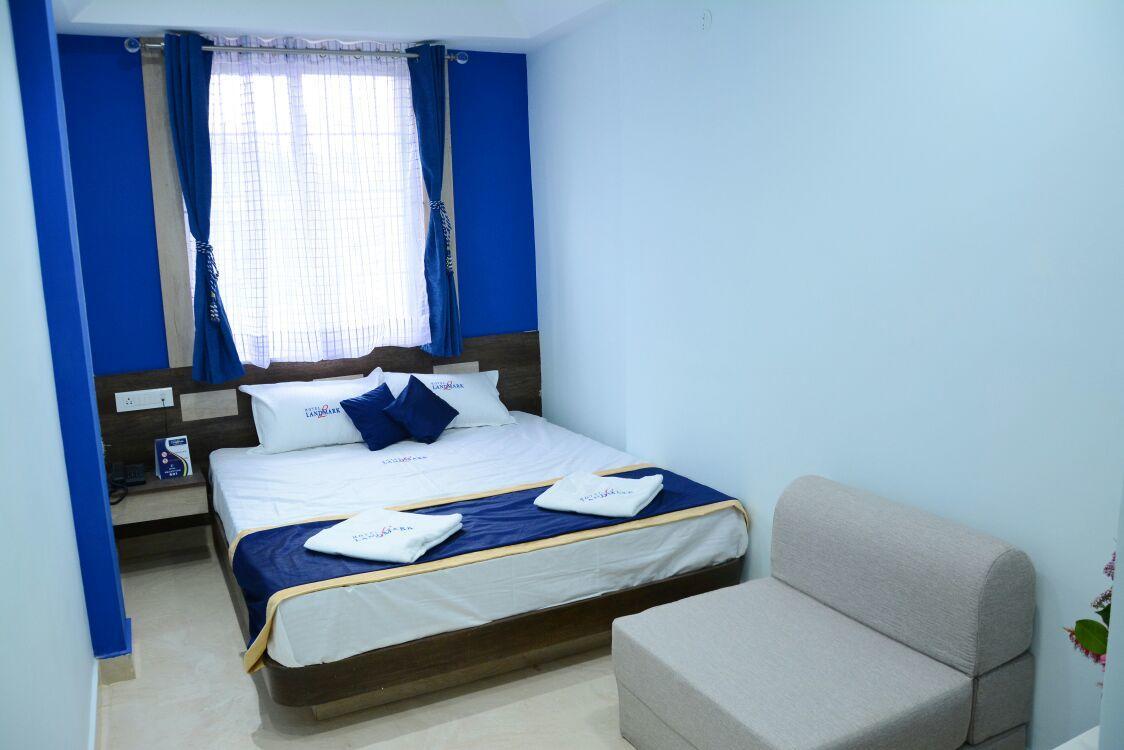 אוטי Hotel Landmark מראה חיצוני תמונה