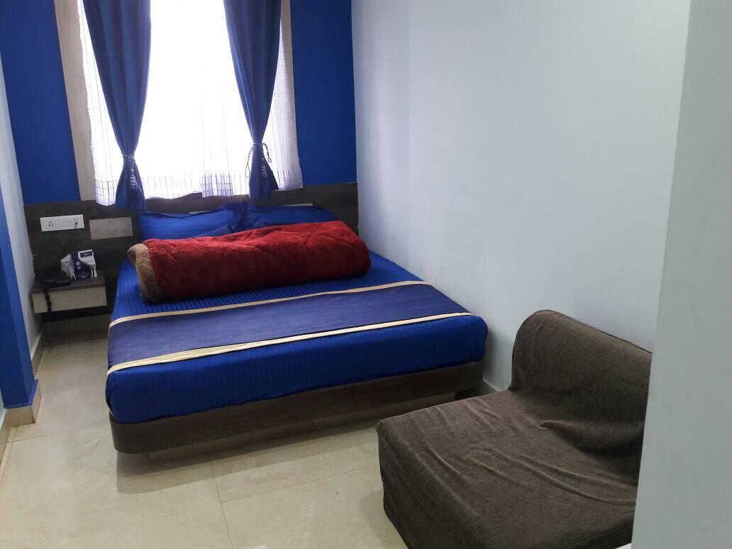 אוטי Hotel Landmark מראה חיצוני תמונה